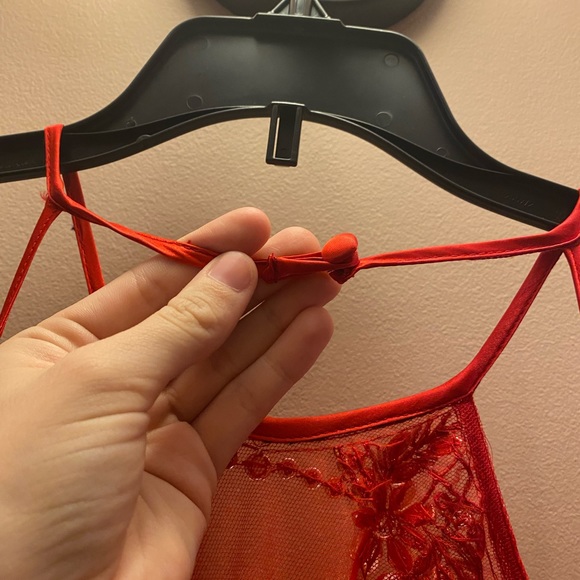 Say yes to the dress, red dress size 3/4 also known as size S - Picture 6 of 8